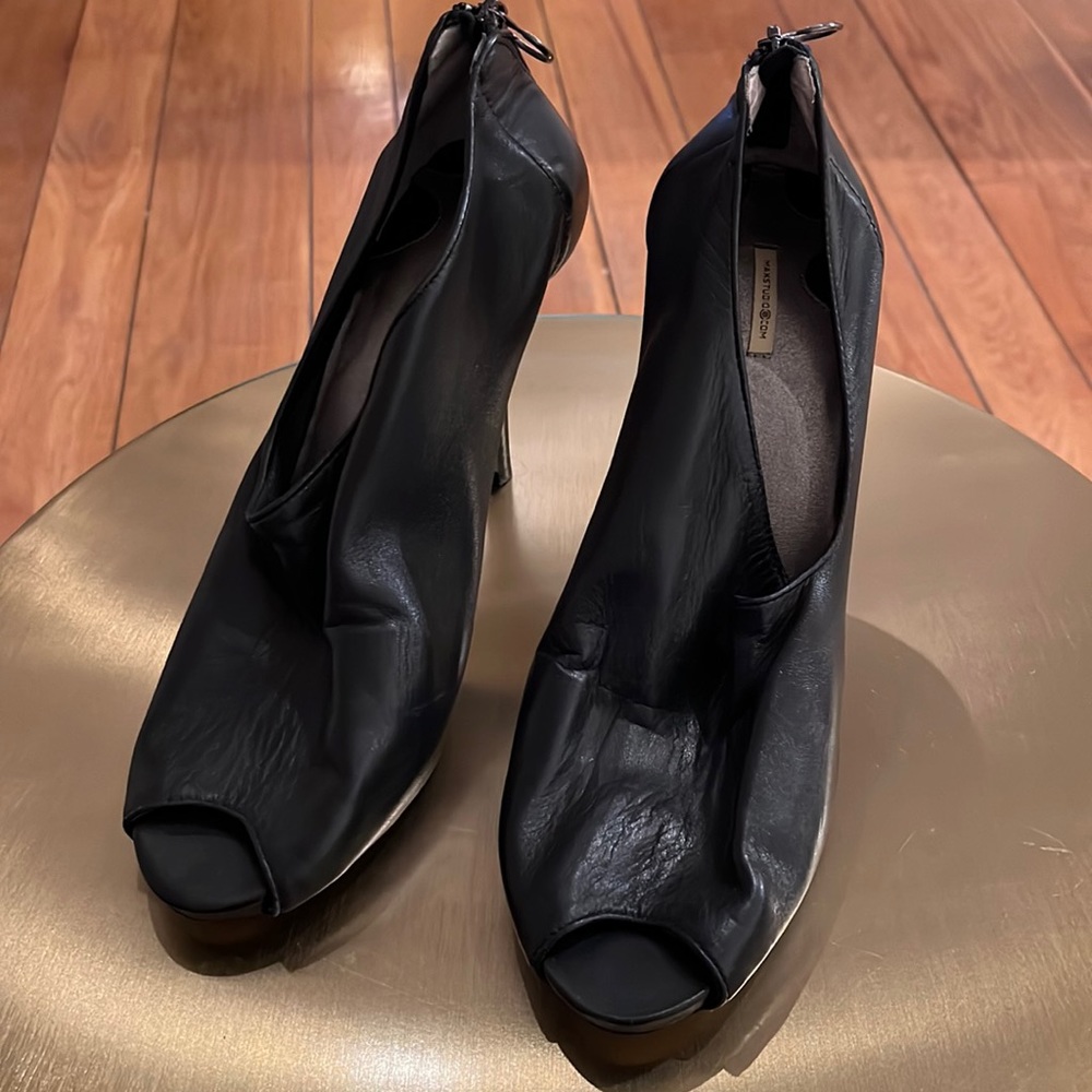 Max Studio Peep Toe Pumps
